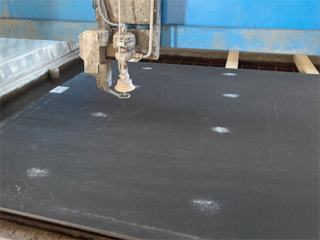 Wasserstrahlzuschnitte Güglingen Idroline Zuschnitte Abrassiv Wasserstrahl Schneidesystem CNC Steuerung aller Achsen Einzelstücke Serienfertigung Heilbronn